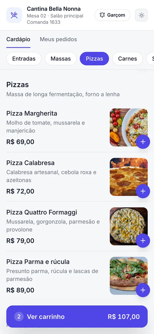 Cardápio digital do Restly no celular do cliente, com fotos das pizzas e carrinho
